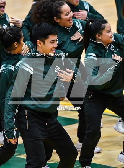Thumbnail 1 in St. Ignatius @ Sacred Heart Cathedral Preparatory (Rivalry Game) photogallery.