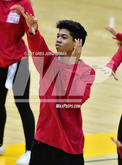 Thumbnail 3 in St. Ignatius @ Sacred Heart Cathedral Preparatory (Rivalry Game) photogallery.