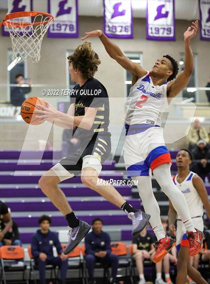 Thumbnail 2 in Notre Dame (SO) vs. Duncanville (Utah Holiday Hoopfest) photogallery.