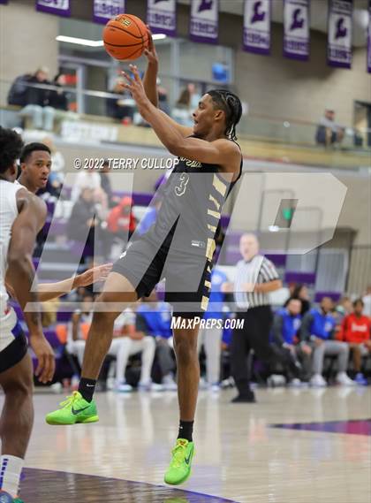 Thumbnail 1 in Notre Dame (SO) vs. Duncanville (Utah Holiday Hoopfest) photogallery.