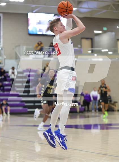 Thumbnail 1 in Notre Dame (SO) vs. Duncanville (Utah Holiday Hoopfest) photogallery.