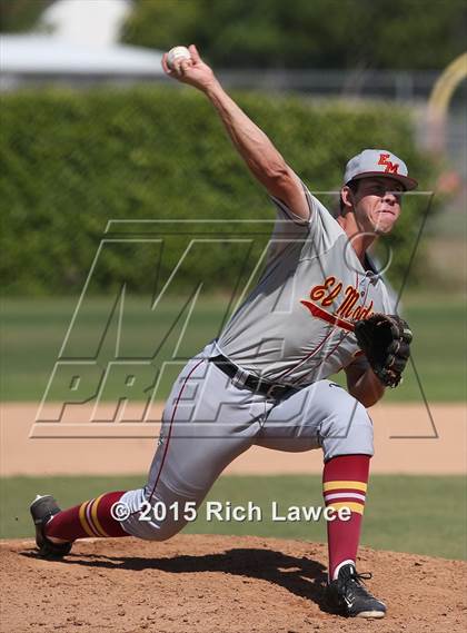 Thumbnail 1 in El Modena @ Esperanza photogallery.