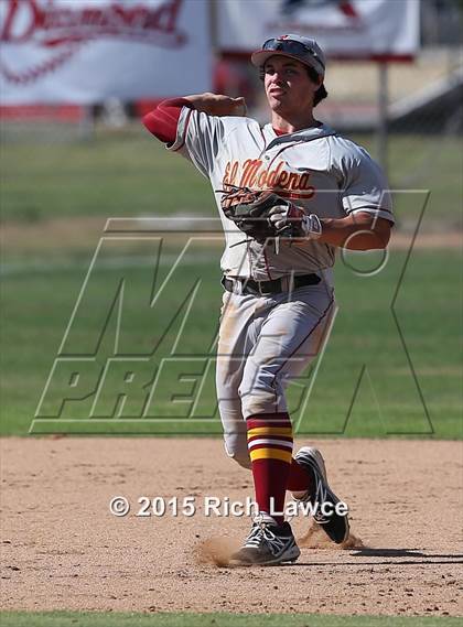 Thumbnail 1 in El Modena @ Esperanza photogallery.