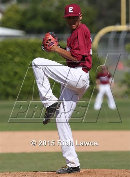 Thumbnail 1 in El Modena @ Esperanza photogallery.