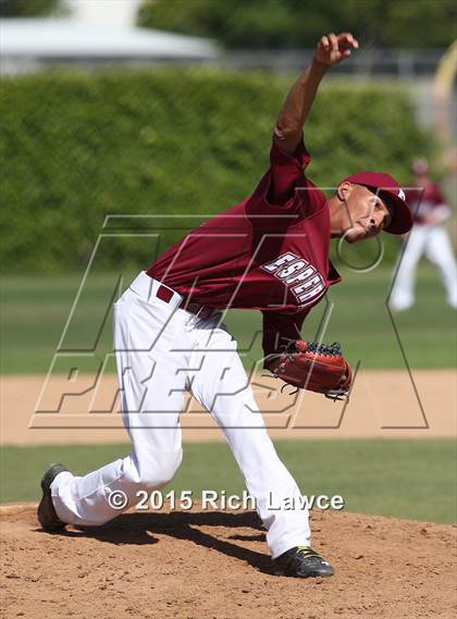 Thumbnail 3 in El Modena @ Esperanza photogallery.