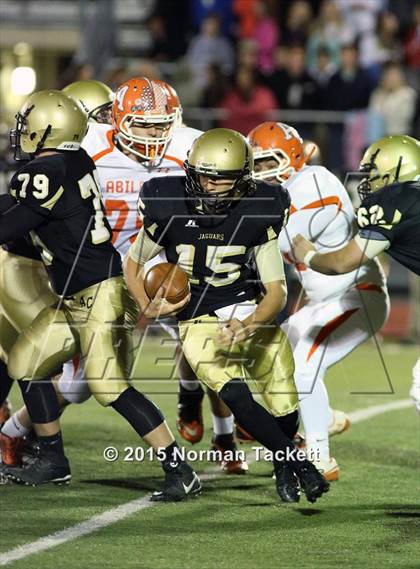 Thumbnail 3 in Central vs. Abilene (KSHSAA 4A D1 2nd Round) photogallery.