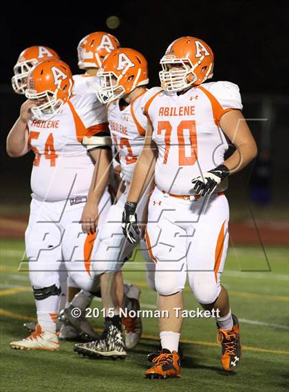 Thumbnail 3 in Central vs. Abilene (KSHSAA 4A D1 2nd Round) photogallery.
