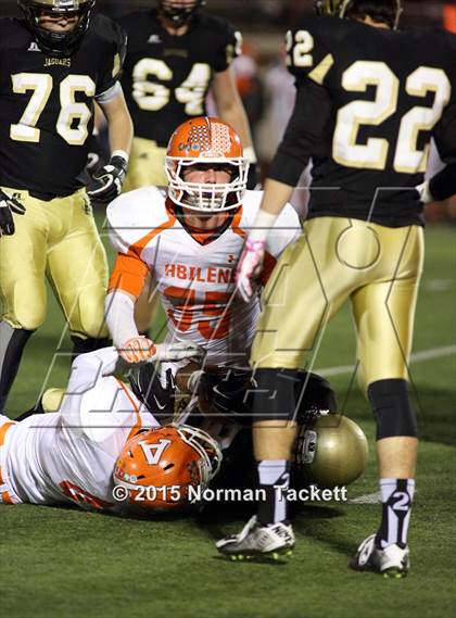 Thumbnail 2 in Central vs. Abilene (KSHSAA 4A D1 2nd Round) photogallery.