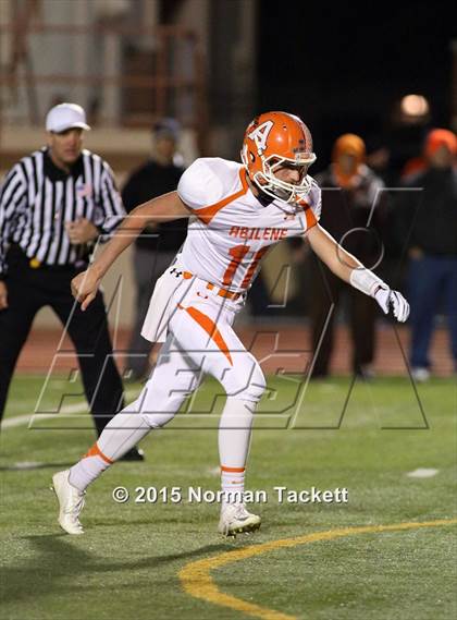 Thumbnail 3 in Central vs. Abilene (KSHSAA 4A D1 2nd Round) photogallery.