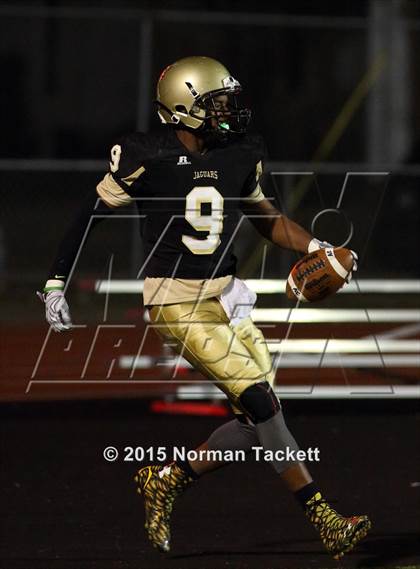 Thumbnail 1 in Central vs. Abilene (KSHSAA 4A D1 2nd Round) photogallery.
