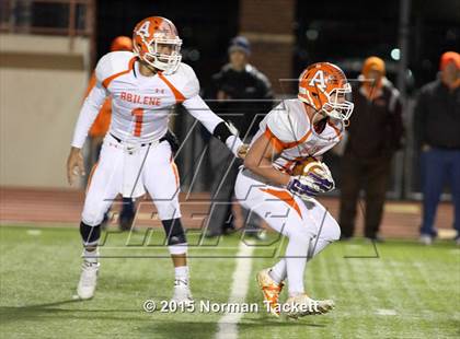 Thumbnail 1 in Central vs. Abilene (KSHSAA 4A D1 2nd Round) photogallery.