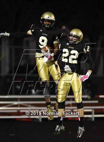 Thumbnail 2 in Central vs. Abilene (KSHSAA 4A D1 2nd Round) photogallery.