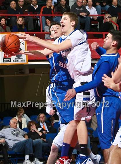 Thumbnail 2 in Dobbs Ferry vs Blind Brook (Class B Semifinal) photogallery.