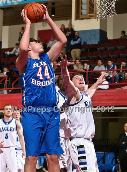 Thumbnail 2 in Dobbs Ferry vs Blind Brook (Class B Semifinal) photogallery.
