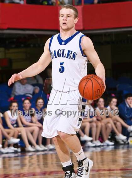 Thumbnail 3 in Dobbs Ferry vs Blind Brook (Class B Semifinal) photogallery.