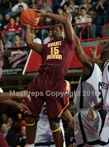Thumbnail 3 in Poughkeepsie vs. Mt. Vernon (Section 1 Class AA Final) photogallery.