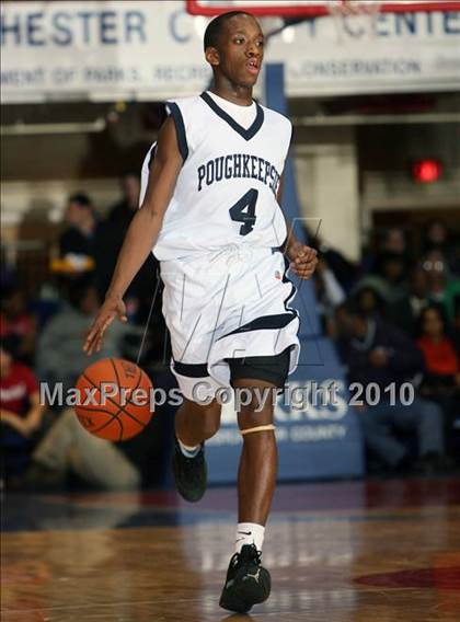 Thumbnail 3 in Poughkeepsie vs. Mt. Vernon (Section 1 Class AA Final) photogallery.