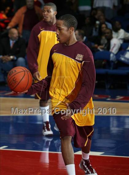 Thumbnail 3 in Poughkeepsie vs. Mt. Vernon (Section 1 Class AA Final) photogallery.
