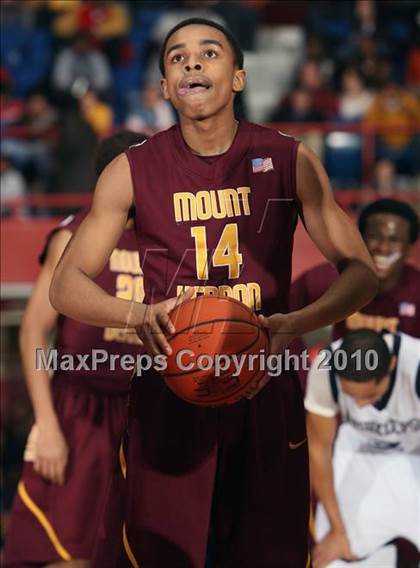 Thumbnail 3 in Poughkeepsie vs. Mt. Vernon (Section 1 Class AA Final) photogallery.