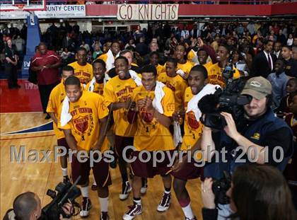 Thumbnail 2 in Poughkeepsie vs. Mt. Vernon (Section 1 Class AA Final) photogallery.