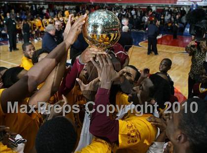 Thumbnail 2 in Poughkeepsie vs. Mt. Vernon (Section 1 Class AA Final) photogallery.