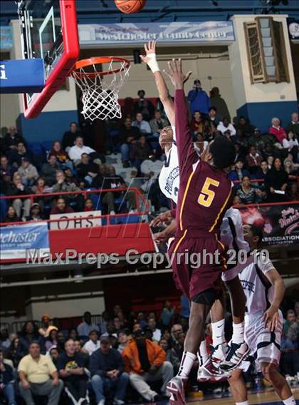 Thumbnail 2 in Poughkeepsie vs. Mt. Vernon (Section 1 Class AA Final) photogallery.