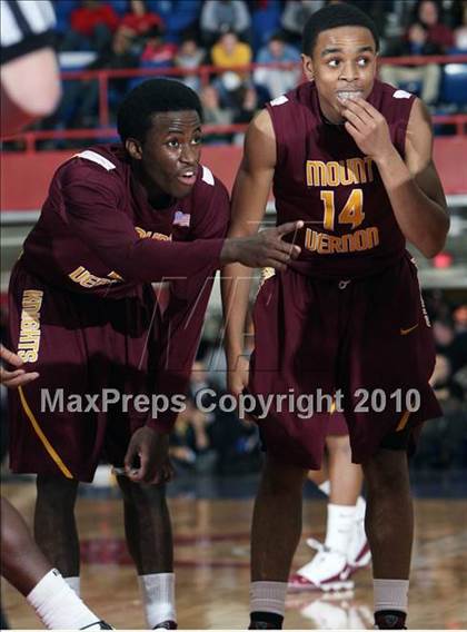 Thumbnail 2 in Poughkeepsie vs. Mt. Vernon (Section 1 Class AA Final) photogallery.