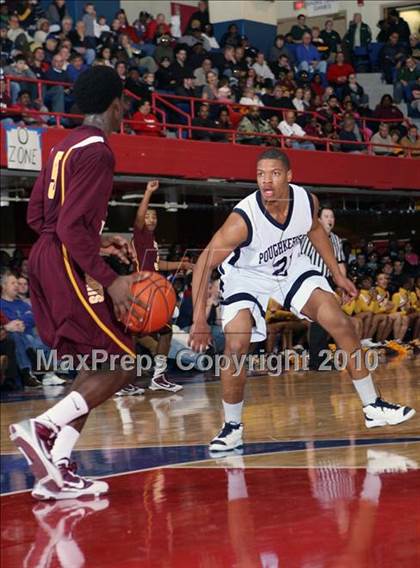 Thumbnail 2 in Poughkeepsie vs. Mt. Vernon (Section 1 Class AA Final) photogallery.
