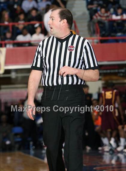 Thumbnail 2 in Poughkeepsie vs. Mt. Vernon (Section 1 Class AA Final) photogallery.