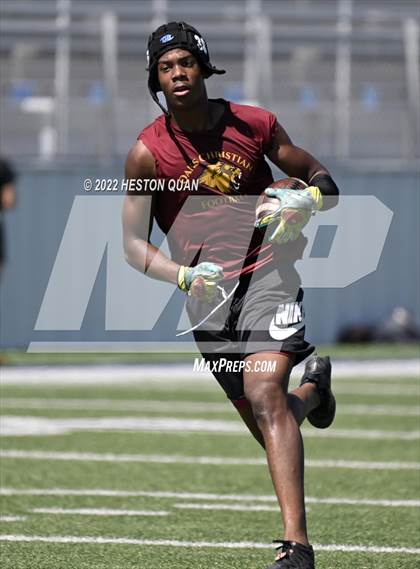 Thumbnail 2 in Serra vs. Oaks Christian (Brave 8 Invitational) photogallery.
