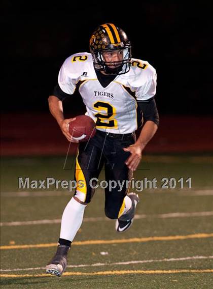Thumbnail 3 in Monterey vs. Terra Nova (CIF CCS D3 Final) photogallery.