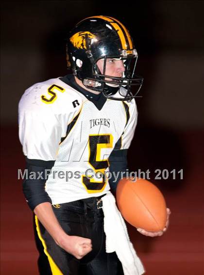 Thumbnail 1 in Monterey vs. Terra Nova (CIF CCS D3 Final) photogallery.
