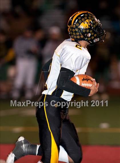 Thumbnail 3 in Monterey vs. Terra Nova (CIF CCS D3 Final) photogallery.