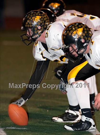 Thumbnail 3 in Monterey vs. Terra Nova (CIF CCS D3 Final) photogallery.
