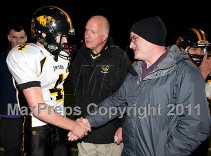 Thumbnail 3 in Monterey vs. Terra Nova (CIF CCS D3 Final) photogallery.