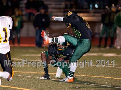 Thumbnail 3 in Monterey vs. Terra Nova (CIF CCS D3 Final) photogallery.