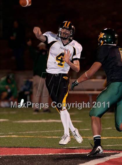 Thumbnail 1 in Monterey vs. Terra Nova (CIF CCS D3 Final) photogallery.