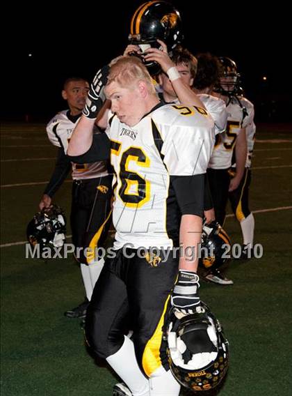Thumbnail 2 in Monterey vs. Terra Nova (CIF CCS D3 Final) photogallery.