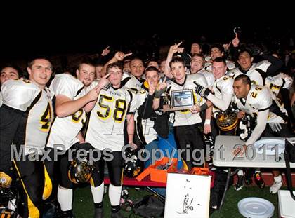 Thumbnail 2 in Monterey vs. Terra Nova (CIF CCS D3 Final) photogallery.