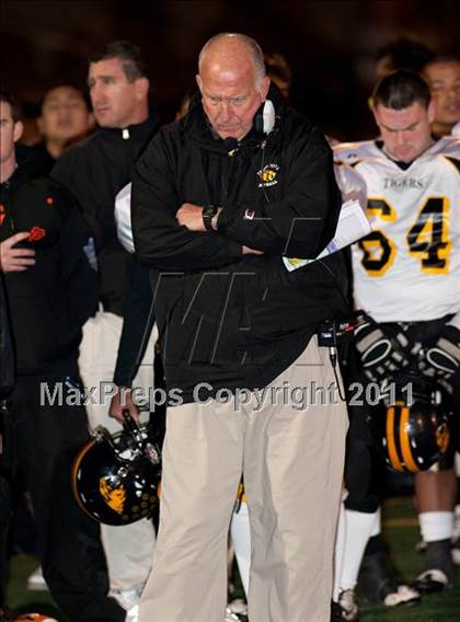 Thumbnail 2 in Monterey vs. Terra Nova (CIF CCS D3 Final) photogallery.