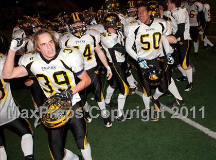 Thumbnail 3 in Monterey vs. Terra Nova (CIF CCS D3 Final) photogallery.