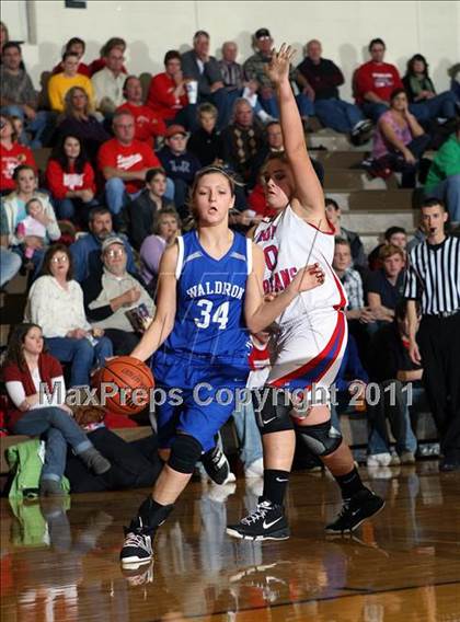Thumbnail 2 in Waldron vs. Southwestern photogallery.