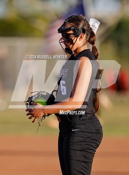 Thumbnail 1 in Chaparral @ Desert Mountain photogallery.