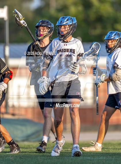 Thumbnail 1 in Navarre vs. Milton photogallery.