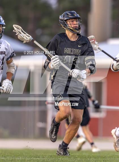 Thumbnail 1 in Navarre vs. Milton photogallery.