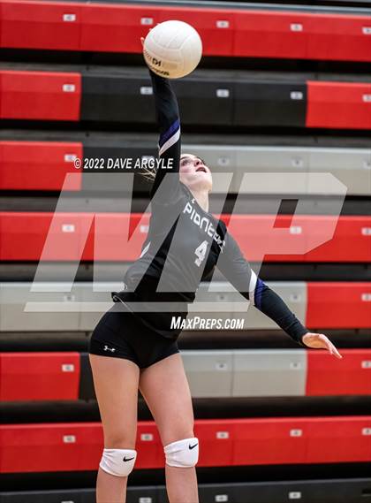 Thumbnail 1 in Lehi vs Layton (Rocky Mountain JV/Sophomore Tournament) photogallery.