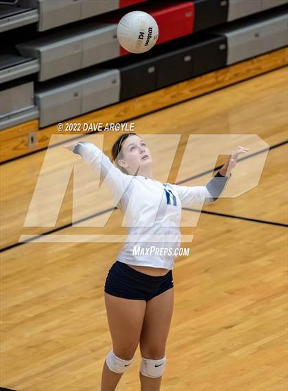 Thumbnail 1 in Lehi vs Layton (Rocky Mountain JV/Sophomore Tournament) photogallery.