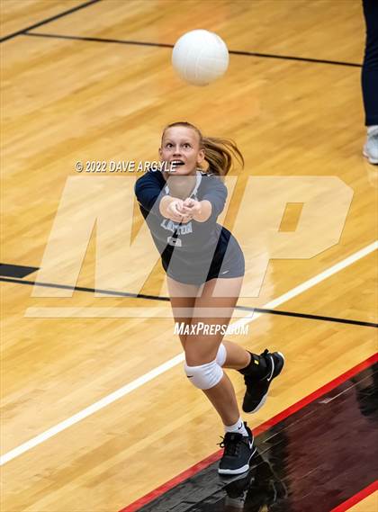 Thumbnail 3 in Lehi vs Layton (Rocky Mountain JV/Sophomore Tournament) photogallery.