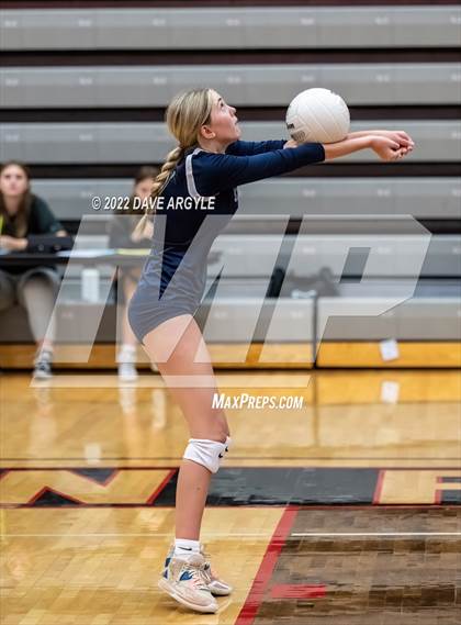 Thumbnail 3 in Lehi vs Layton (Rocky Mountain JV/Sophomore Tournament) photogallery.