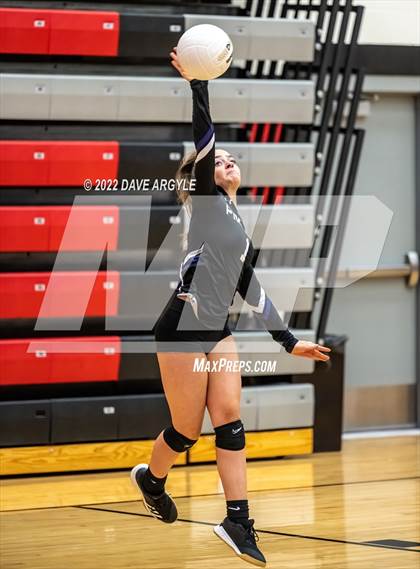 Thumbnail 3 in Lehi vs Layton (Rocky Mountain JV/Sophomore Tournament) photogallery.